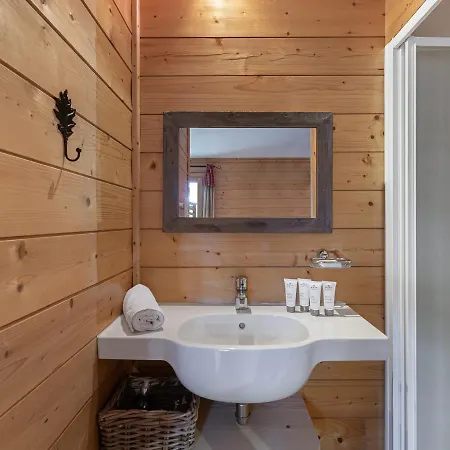 Apartment De Charme A Marcel, 4 Chambres, 10 Pers, Proche Navette Ski, Label 5 Flocons Or - Fr-1-570-18 Saint-Marcel (Savoie)